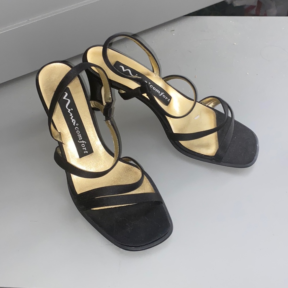 Vintage Black kitten dance heals